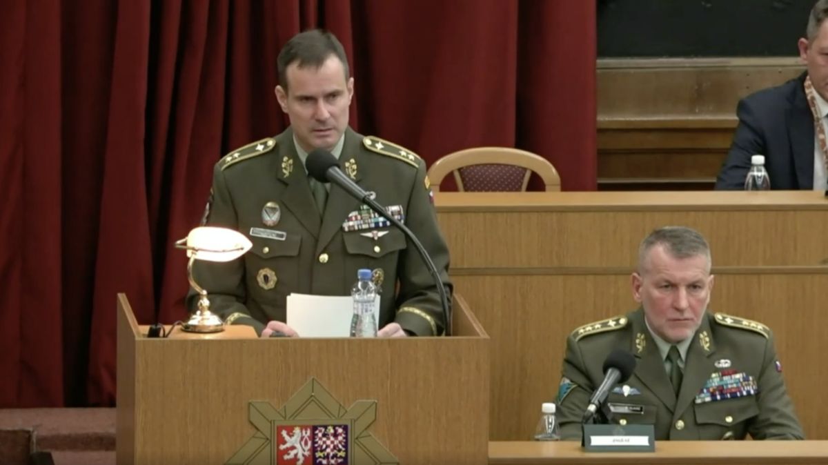 Generál Řehka: Armáda se musí chystat na válku velkého rozsahu